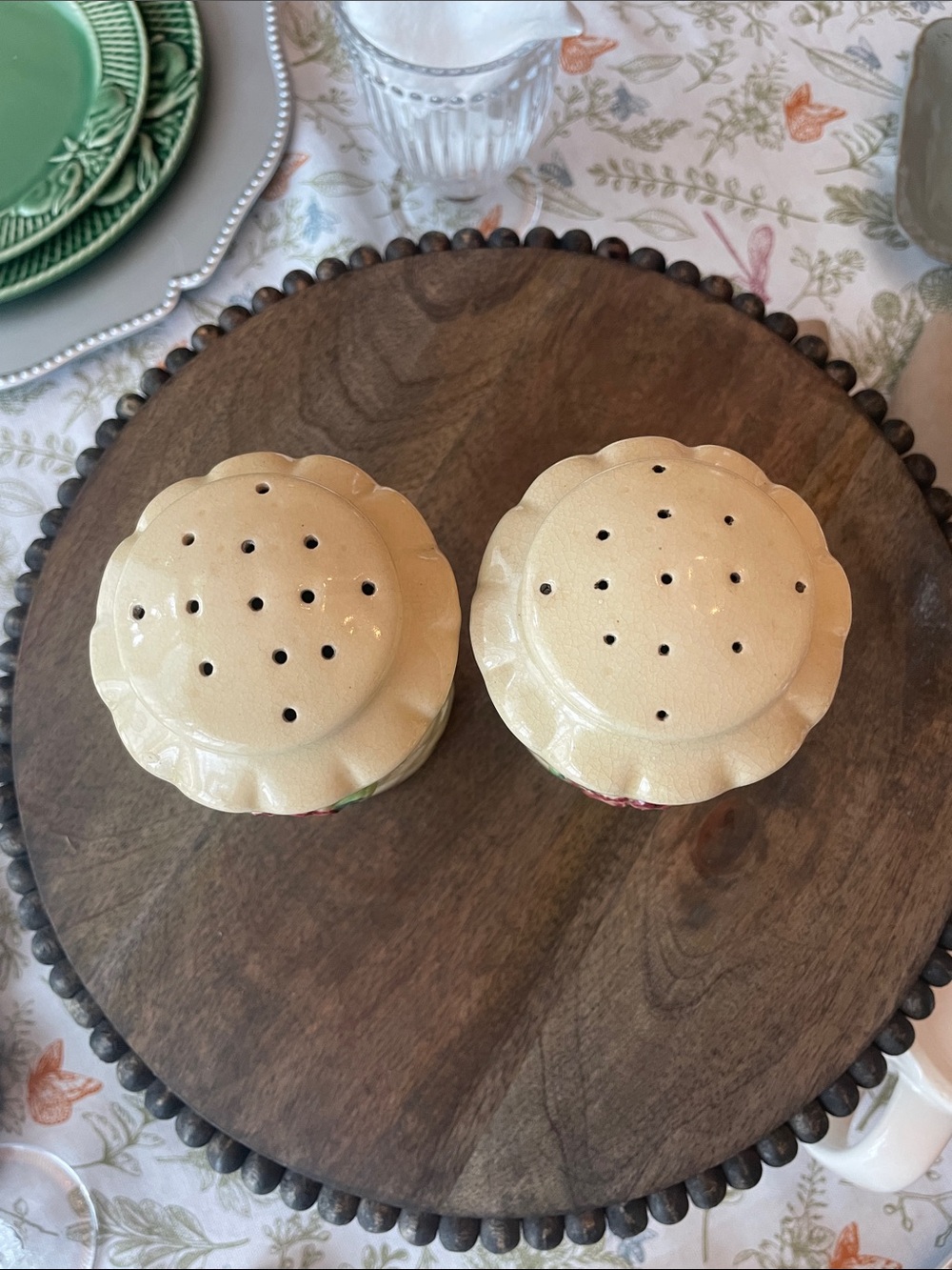 Vintage Large Floral Salt and Pepper Shaker Set - Japan - Picture 2 of 5